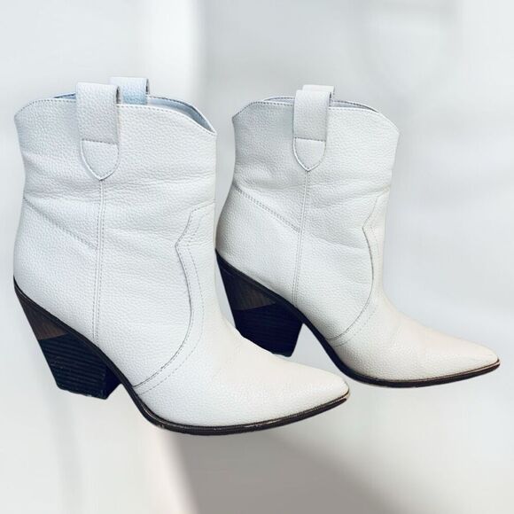 Limelight White Ivory Faux Leather Cowboy Wéstern Ankle Boots Booties 9 - Picture 1 of 8